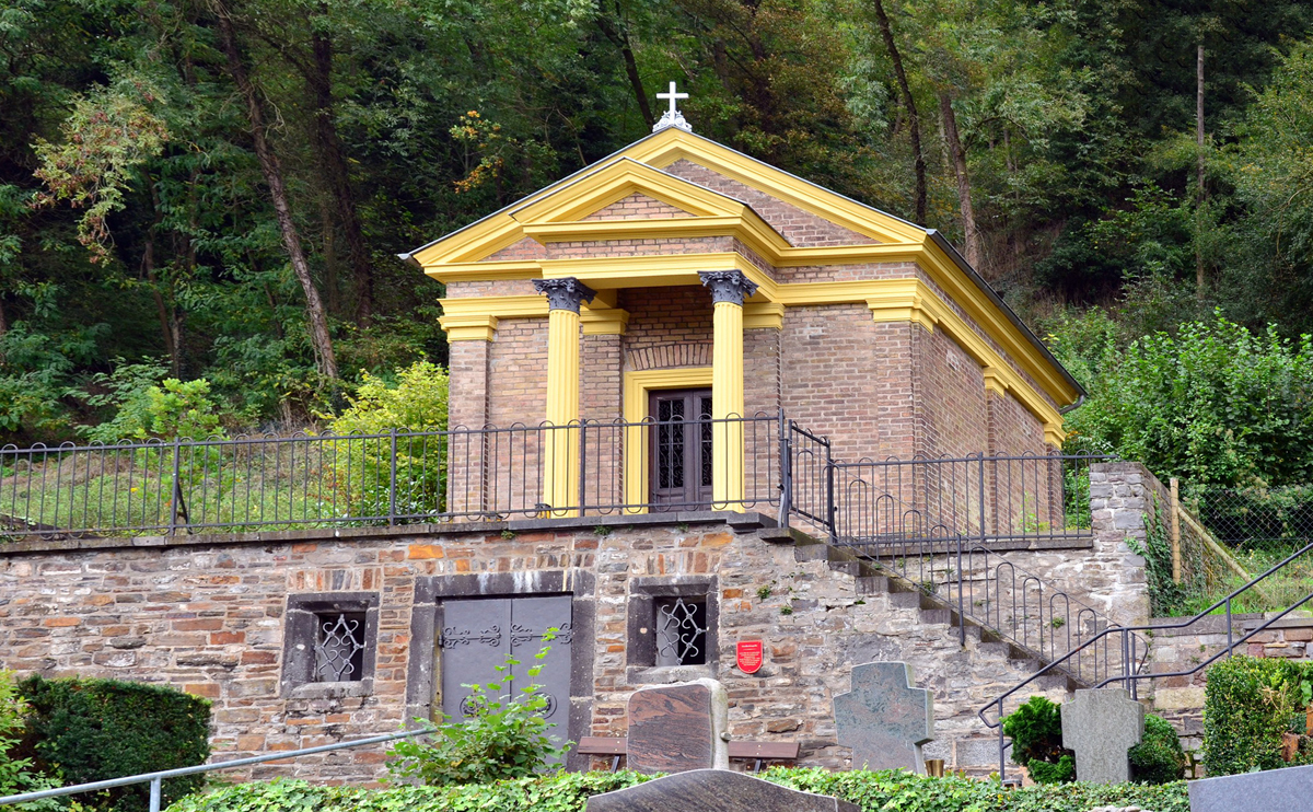 Lehmen Friedhofskapelle